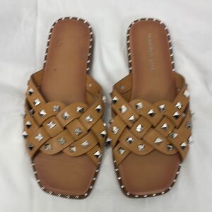 Madden Girl Tan Silver Criss-Cross Sandals